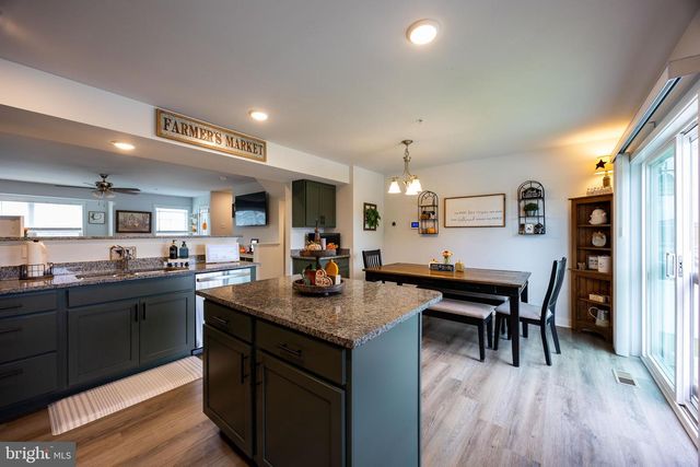 43 OLGA DR, Martinsburg, WV 25403