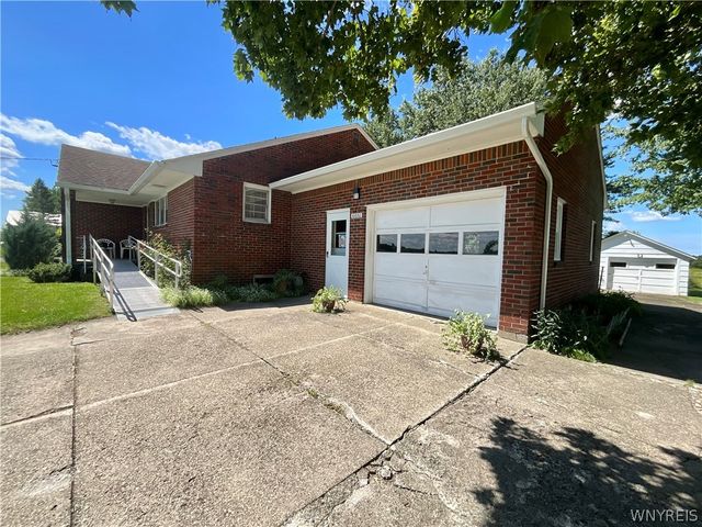 6680 Heise Road, Clarence, NY 14032