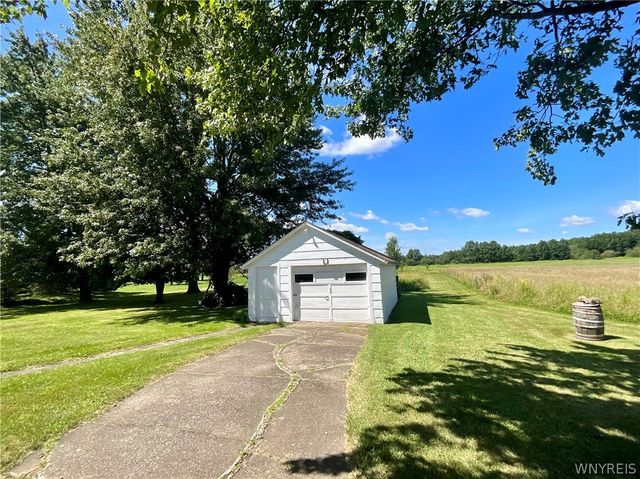 6680 Heise Road, Clarence, NY 14032