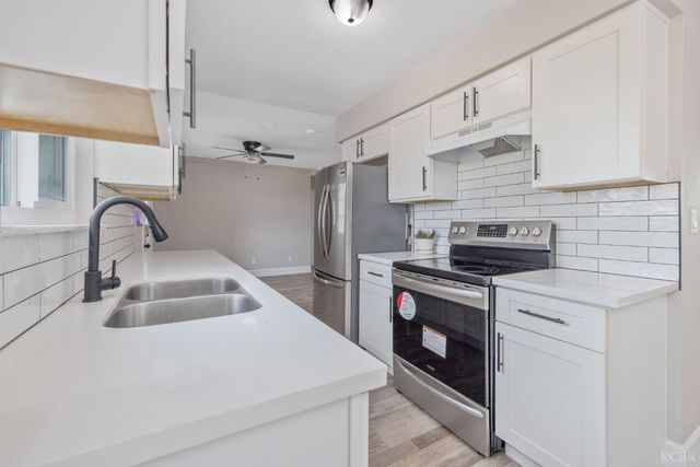 1401 N Williams Street, Hanford, CA 93230