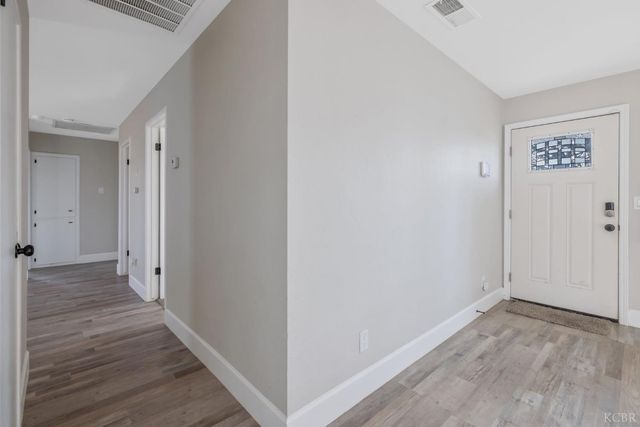 1401 N Williams Street, Hanford, CA 93230