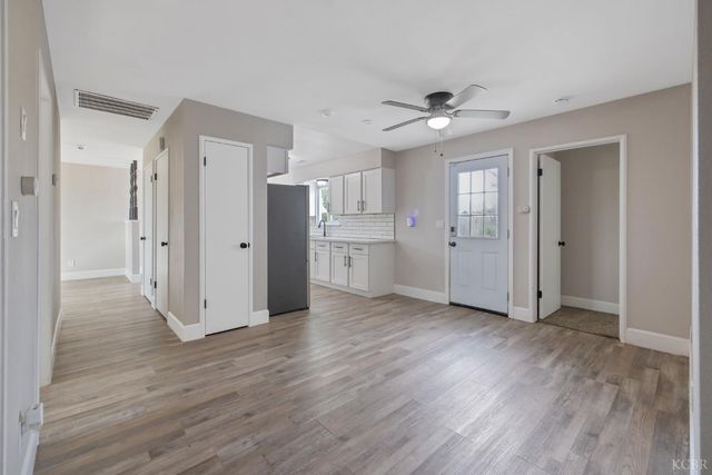 1401 N Williams Street, Hanford, CA 93230