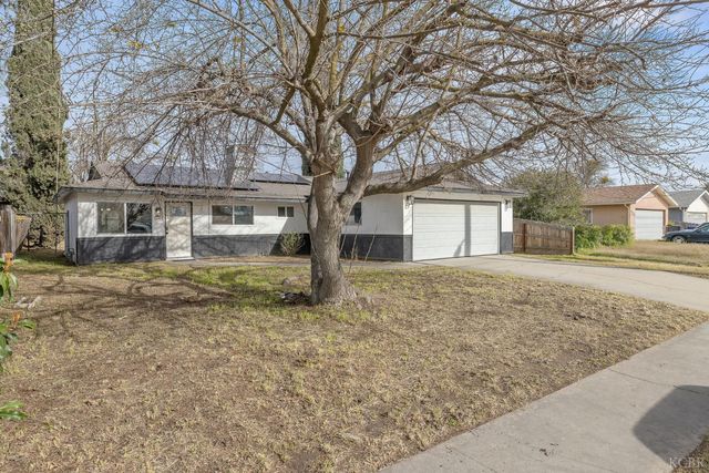 1401 N Williams Street, Hanford, CA 93230