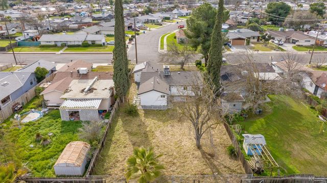 1401 N Williams Street, Hanford, CA 93230