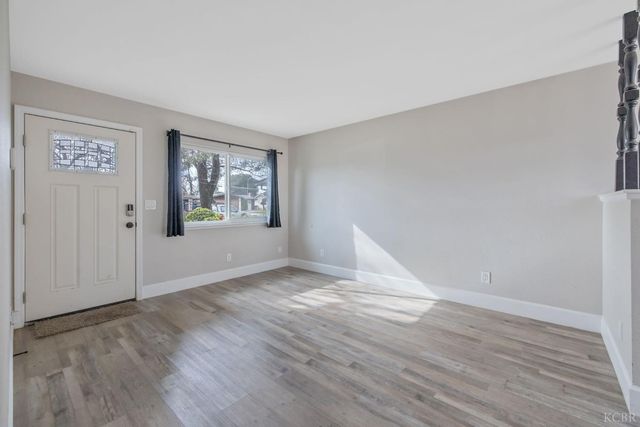 1401 N Williams Street, Hanford, CA 93230