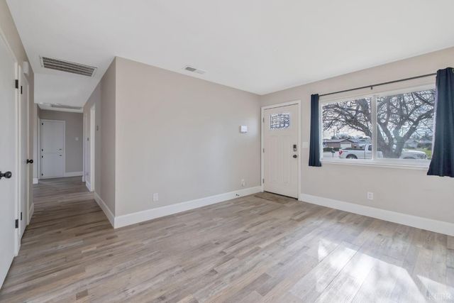 1401 N Williams Street, Hanford, CA 93230