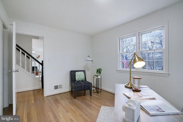 5411 22ND ST N, Arlington, VA 22205