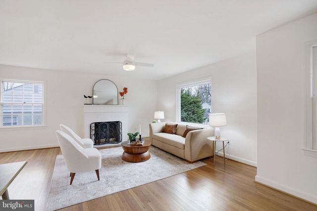 5411 22ND ST N, Arlington, VA 22205