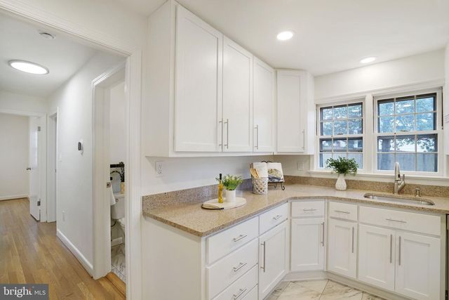 5411 22ND ST N, Arlington, VA 22205