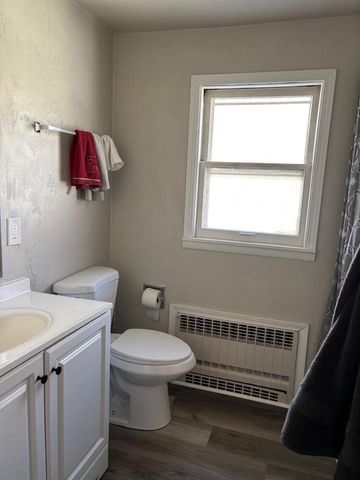 539 S CLAY STREET, Green Bay, WI 54301