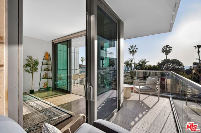 1755 Ocean Avenue 514, Santa Monica, CA 90401
