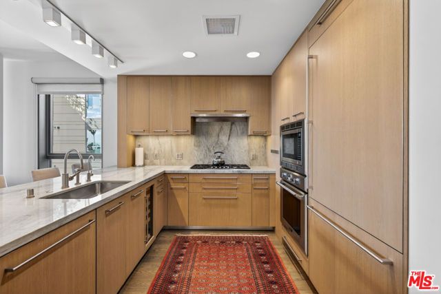 1755 Ocean Avenue 514, Santa Monica, CA 90401