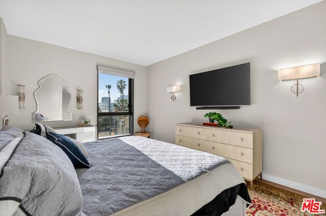 1755 Ocean Avenue 514, Santa Monica, CA 90401