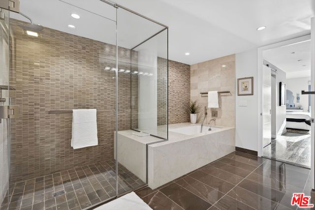 1755 Ocean Avenue 514, Santa Monica, CA 90401