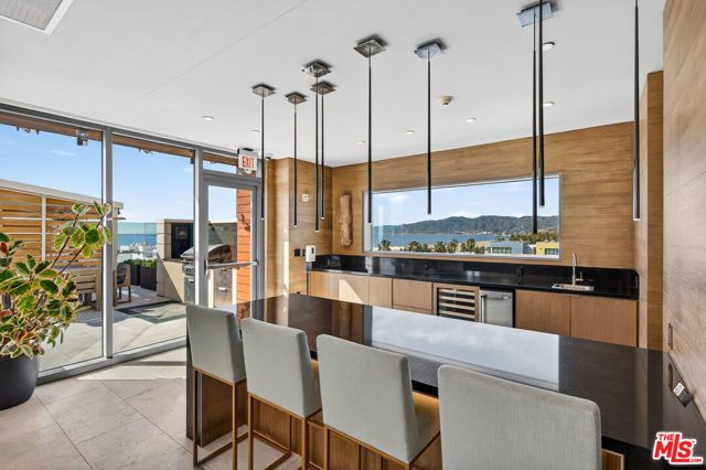 1755 Ocean Avenue 514, Santa Monica, CA 90401