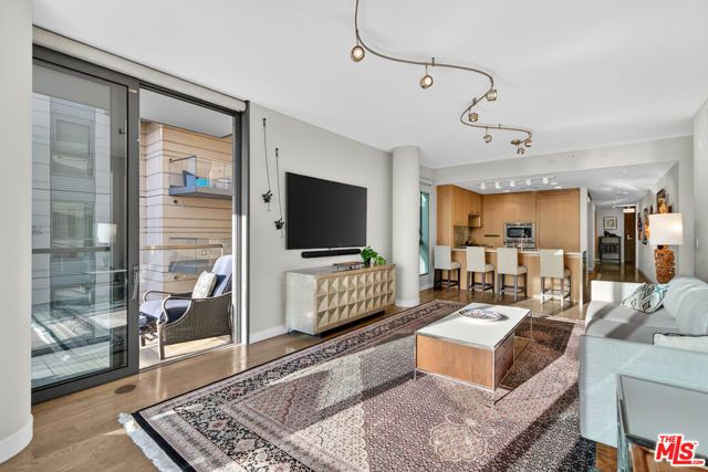 1755 Ocean Avenue 514, Santa Monica, CA 90401