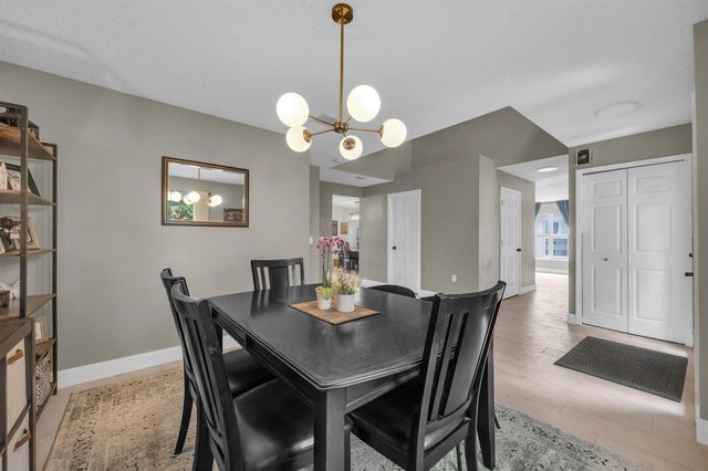 2566 12TH Square SW, Vero Beach, FL 32968