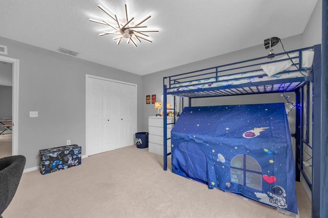 2566 12TH Square SW, Vero Beach, FL 32968