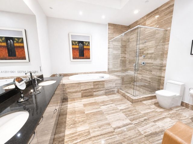 15901 Collins Ave 4303, Sunny Isles Beach, FL 33160