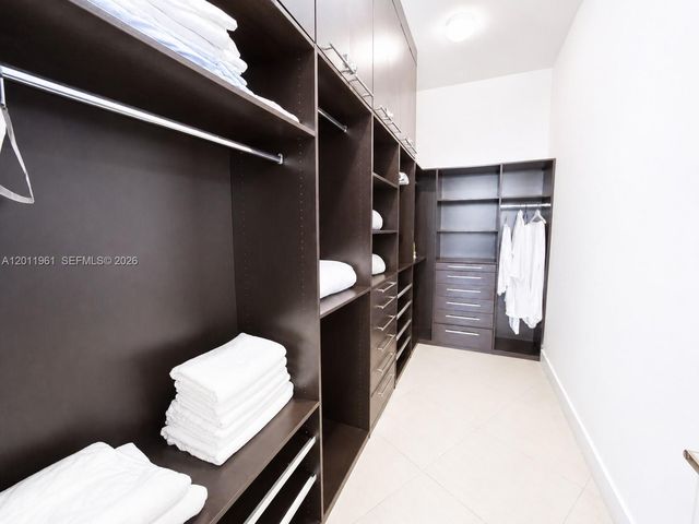 15901 Collins Ave 4303, Sunny Isles Beach, FL 33160