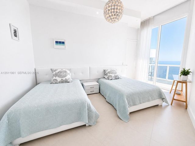 15901 Collins Ave 4303, Sunny Isles Beach, FL 33160