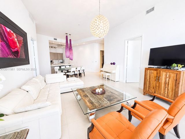 15901 Collins Ave 4303, Sunny Isles Beach, FL 33160