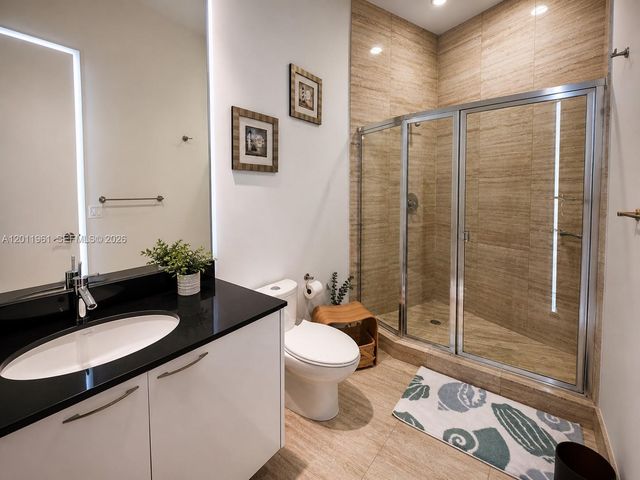 15901 Collins Ave 4303, Sunny Isles Beach, FL 33160