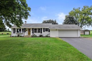 285 N Arlington AVENUE, North Prairie, WI 53153