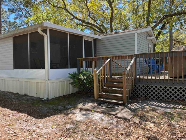 2720 Leo Dr., Myrtle Beach, SC 29575