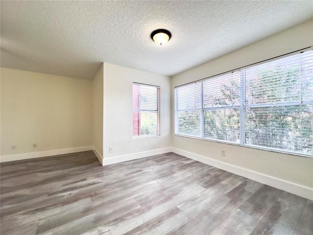 5140 CONROY ROAD 27, Orlando, FL 32811