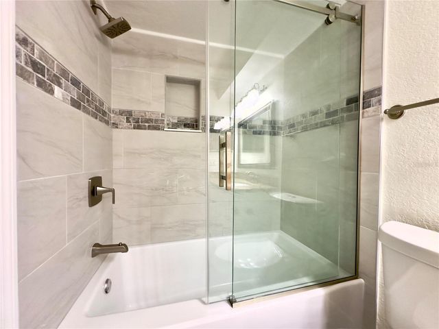 5140 CONROY ROAD 27, Orlando, FL 32811