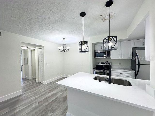 5140 CONROY ROAD 27, Orlando, FL 32811