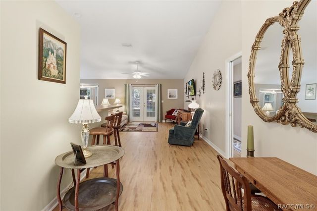 5940 W Pine Circle, Crystal River, FL 34429