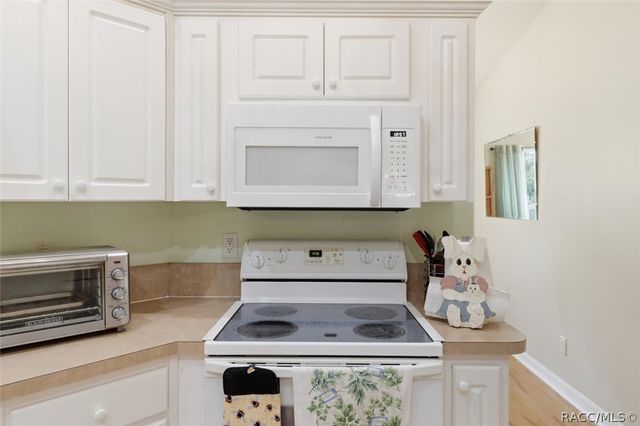 5940 W Pine Circle, Crystal River, FL 34429