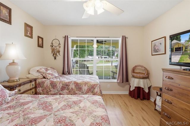 5940 W Pine Circle, Crystal River, FL 34429