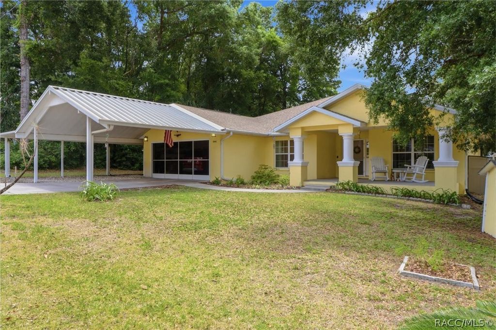 5940 W Pine Circle, Crystal River, FL 34429
