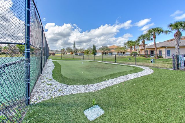 1829 Sandhill Crane Drive B2, Fort Pierce, FL 34982