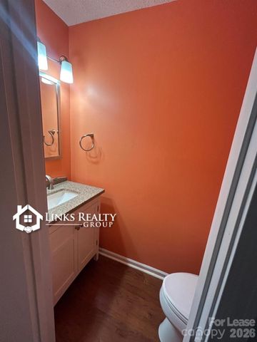 2208 Preakness Court, Charlotte, NC 28273