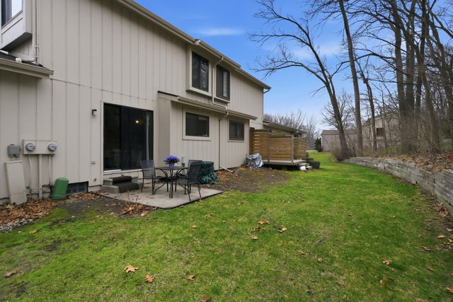 412 Forest Drive, Brighton, MI 48116