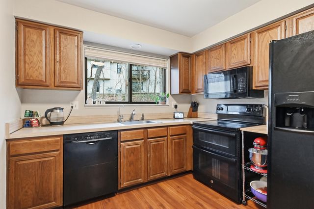 412 Forest Drive, Brighton, MI 48116