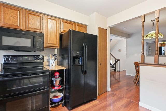 412 Forest Drive, Brighton, MI 48116
