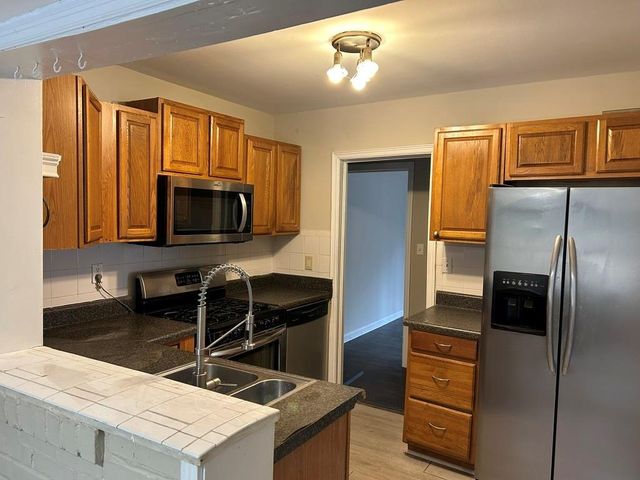 1362 Deerwood Drive, Decatur, GA 30030