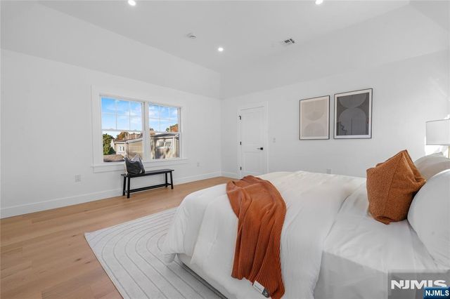 39-42 Sycamore Drive, Fair Lawn, NJ 07410