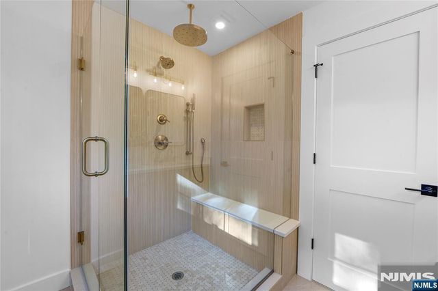 39-42 Sycamore Drive, Fair Lawn, NJ 07410