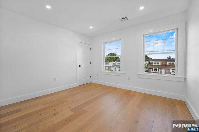 39-42 Sycamore Drive, Fair Lawn, NJ 07410