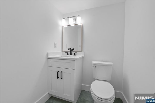 39-42 Sycamore Drive, Fair Lawn, NJ 07410