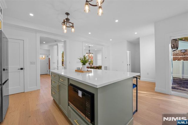 39-42 Sycamore Drive, Fair Lawn, NJ 07410