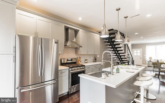 1818 DICKINSON ST, Philadelphia, PA 19146