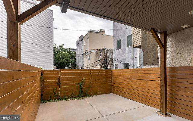 1818 DICKINSON ST, Philadelphia, PA 19146