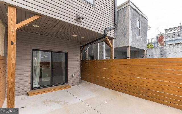 1818 DICKINSON ST, Philadelphia, PA 19146